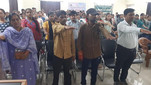 नशा मुक्त भारत पर प्रोग्राम का आयोजन 