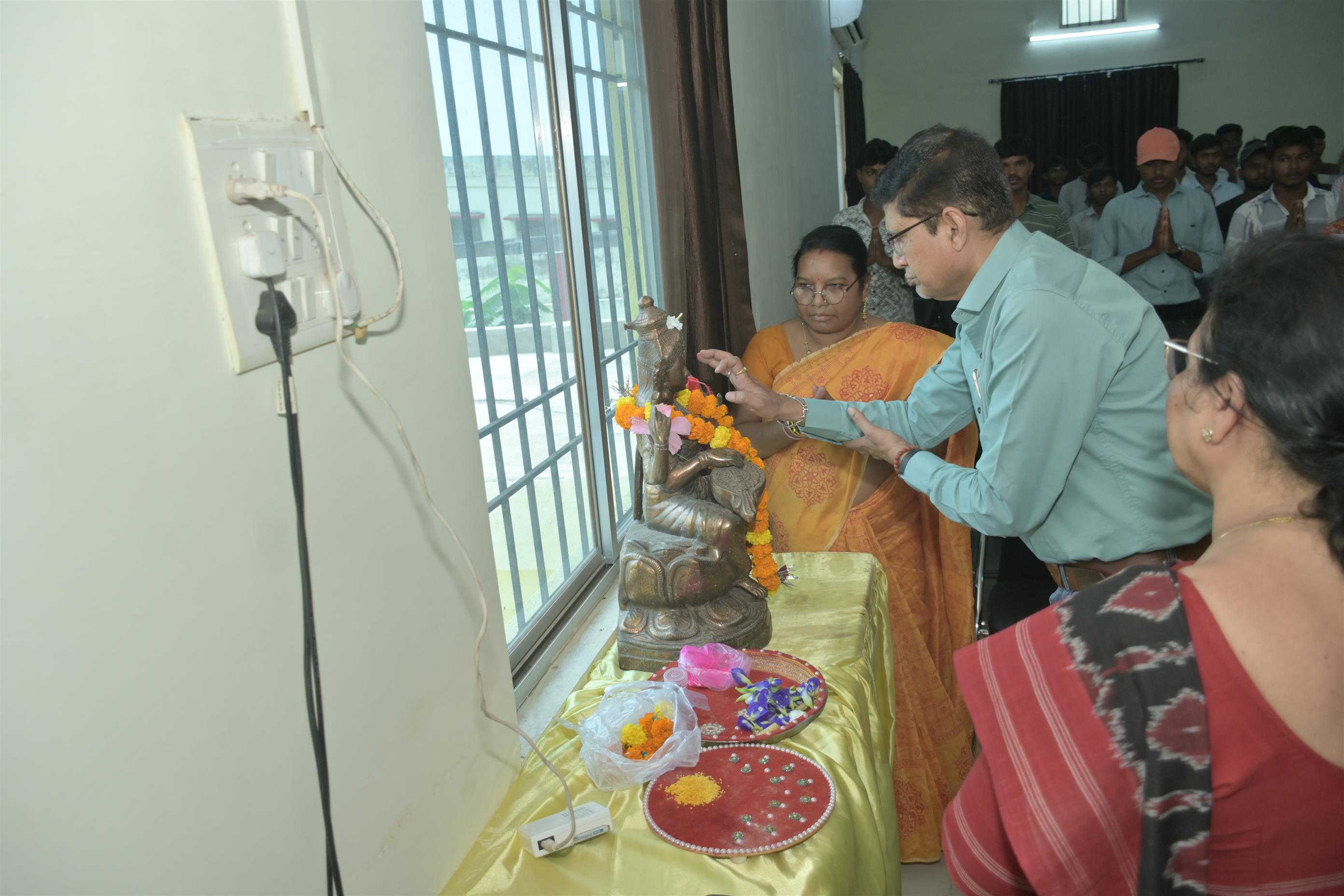 शासकीय शिवनाथ विज्ञान महाविद्यालय, राजनांदगांव में दीक्षारंभ समारोह का आयोजन